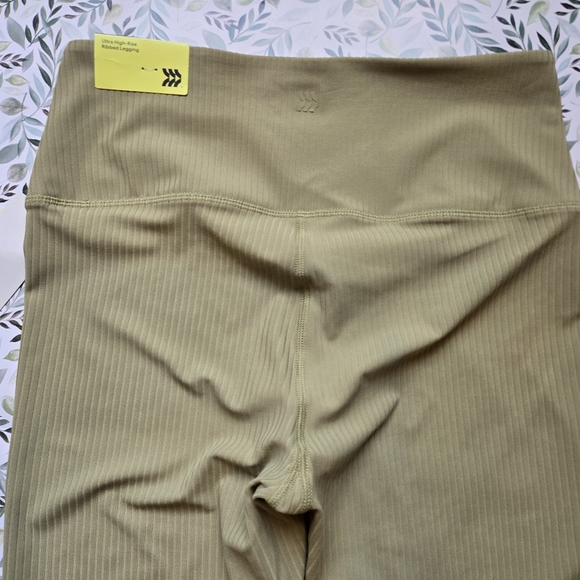 Ultra High-Rise Ribbed Leggings - Medium, Olive Green, NWT - Picture 11 of 11